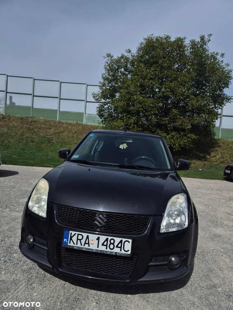 Suzuki Swift - 1