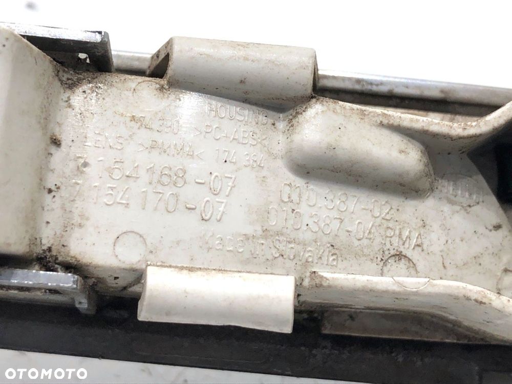 KIERUNKOWSKAZ PRAWY PRZÓD - 60.00 PLN - BMW 5 Touring (F11) 2009 - 2017 520 d 135 kW [184 KM] olej - 6