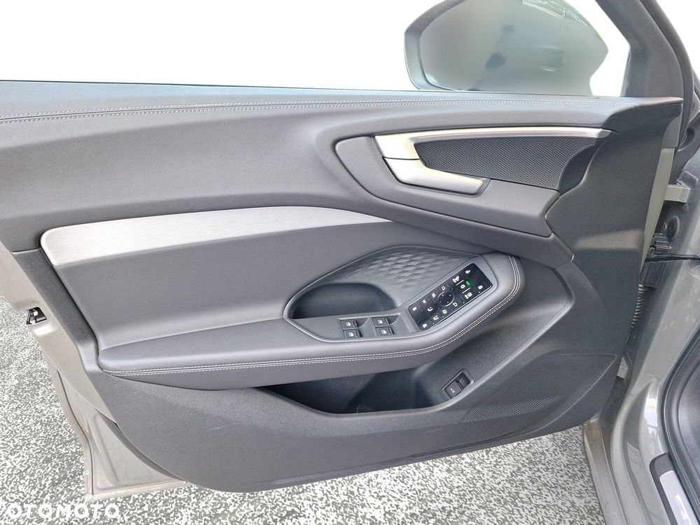 Audi A5 Avant TDI mHEV S tronic - 15