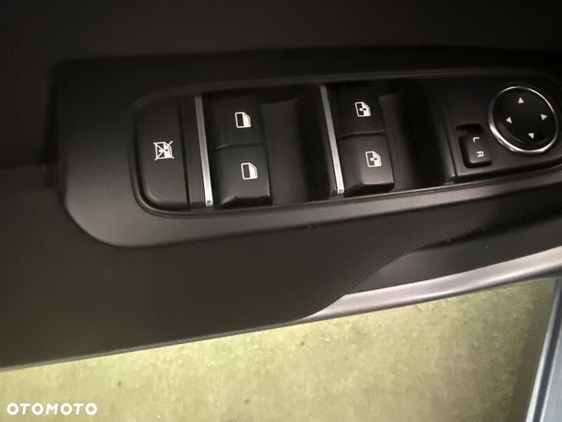 Kia Ceed 1.5 T-GDI M - 13