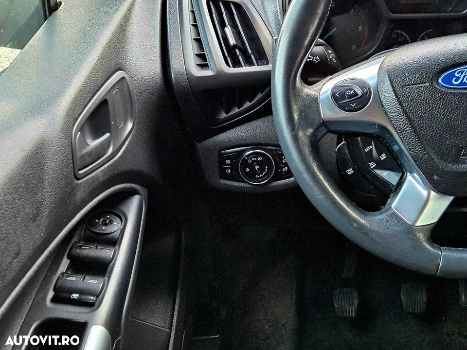 Ford Tourneo Connect 1.6 TDCi Trend - 17