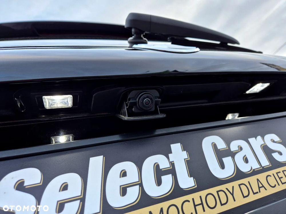 Mercedes-Benz GLC - 21