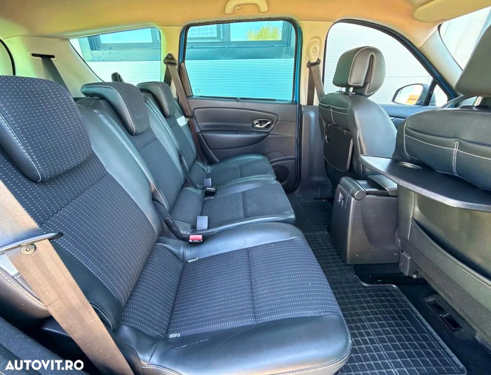 Renault Grand Scenic 1.6 dCi Stop&Start Energy Privilege - 20