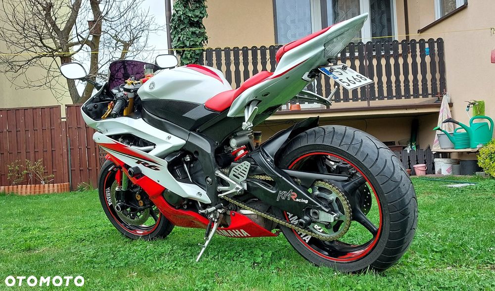 Yamaha R6 - 3