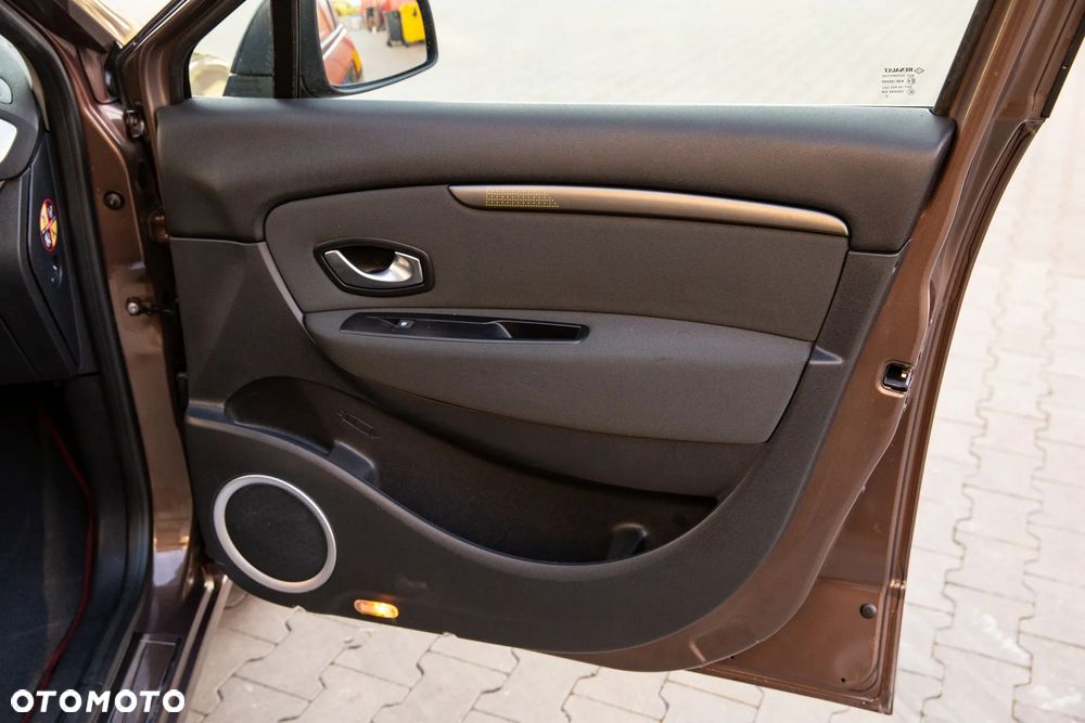 Renault Scenic TCe 130 Dynamique - 18