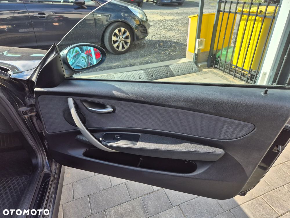 BMW Seria 1 - 22