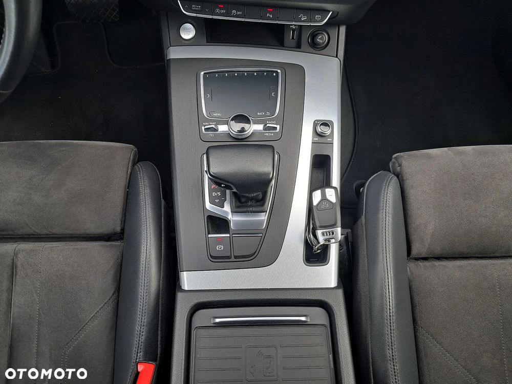 Audi Q5 40 TDI quattro S tronic sport - 35