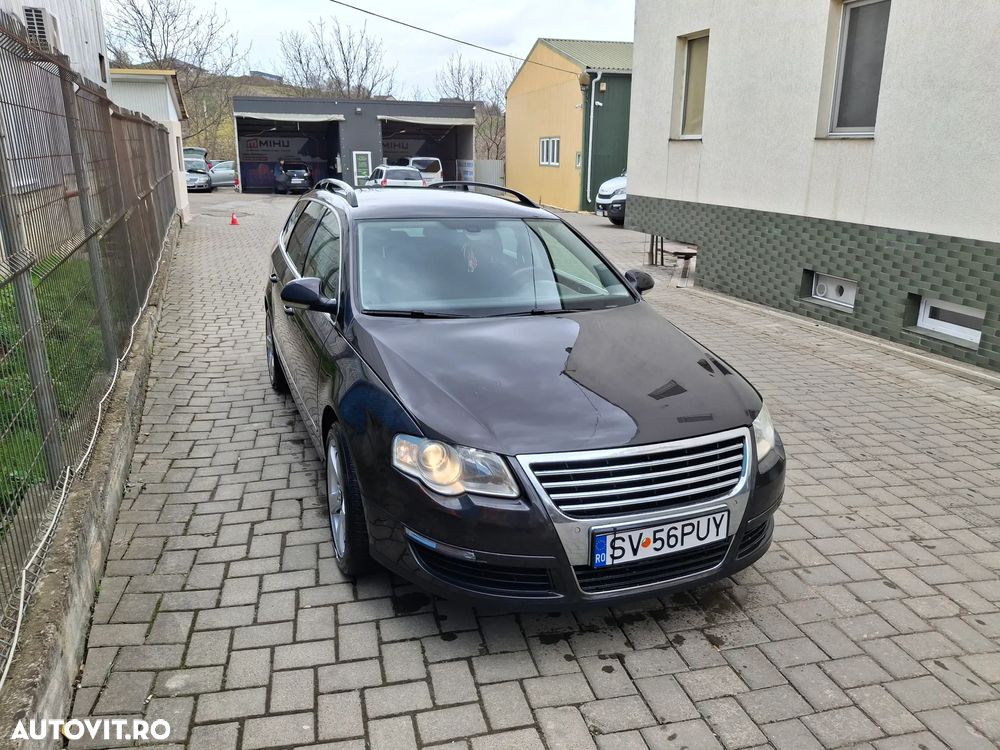 Volkswagen Passat - 1