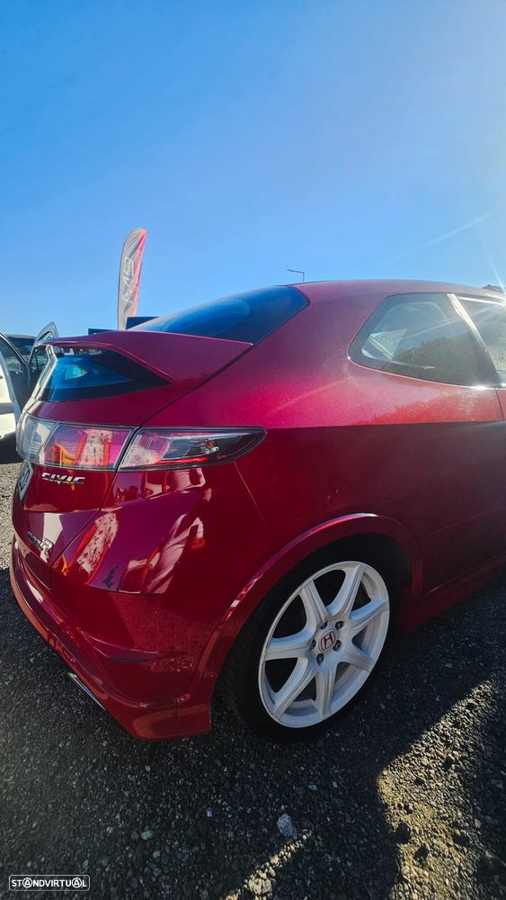 Honda Civic 2.0 Type-R - 11