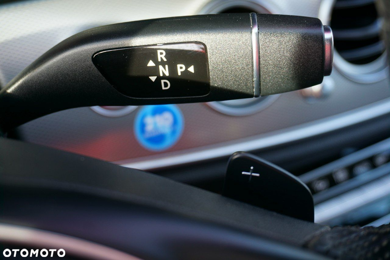 Mercedes-Benz Klasa E 200 T 9G-TRONIC Avantgarde - 21