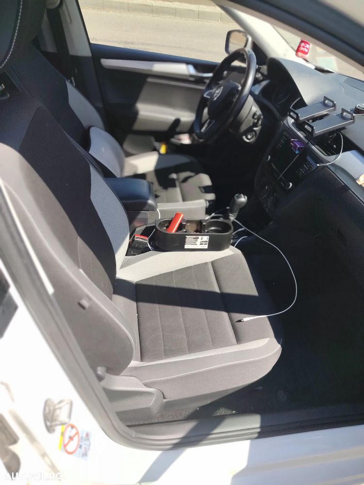 Skoda RAPID 1.4 TDI Active DSG - 6