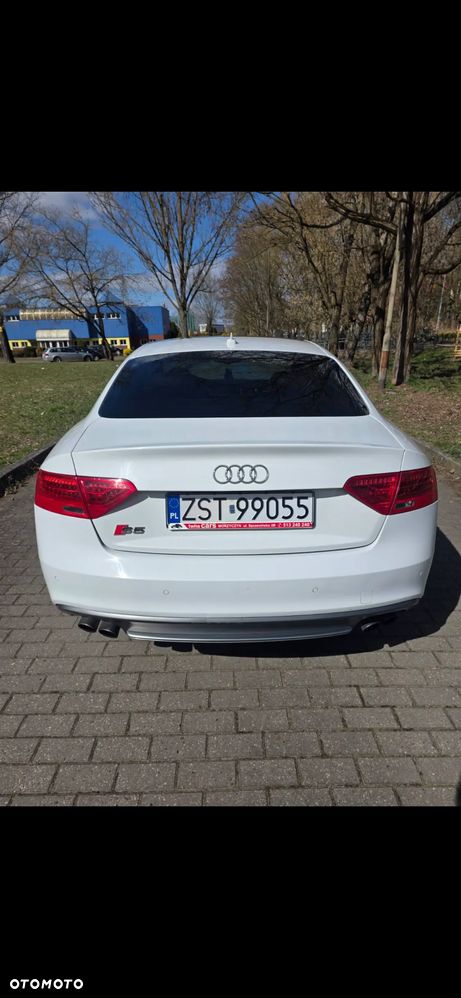 Audi S5 Coupé - 4