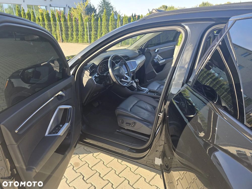 Audi Q3 40 TFSI Quattro S tronic - 11