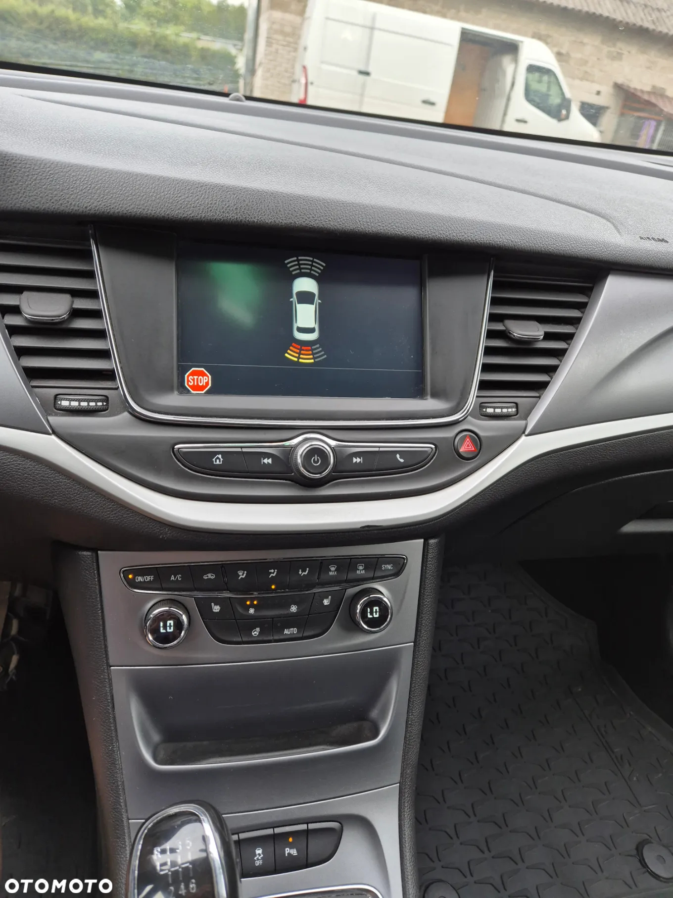 Opel Astra V 1.4 T Dynamic - 15
