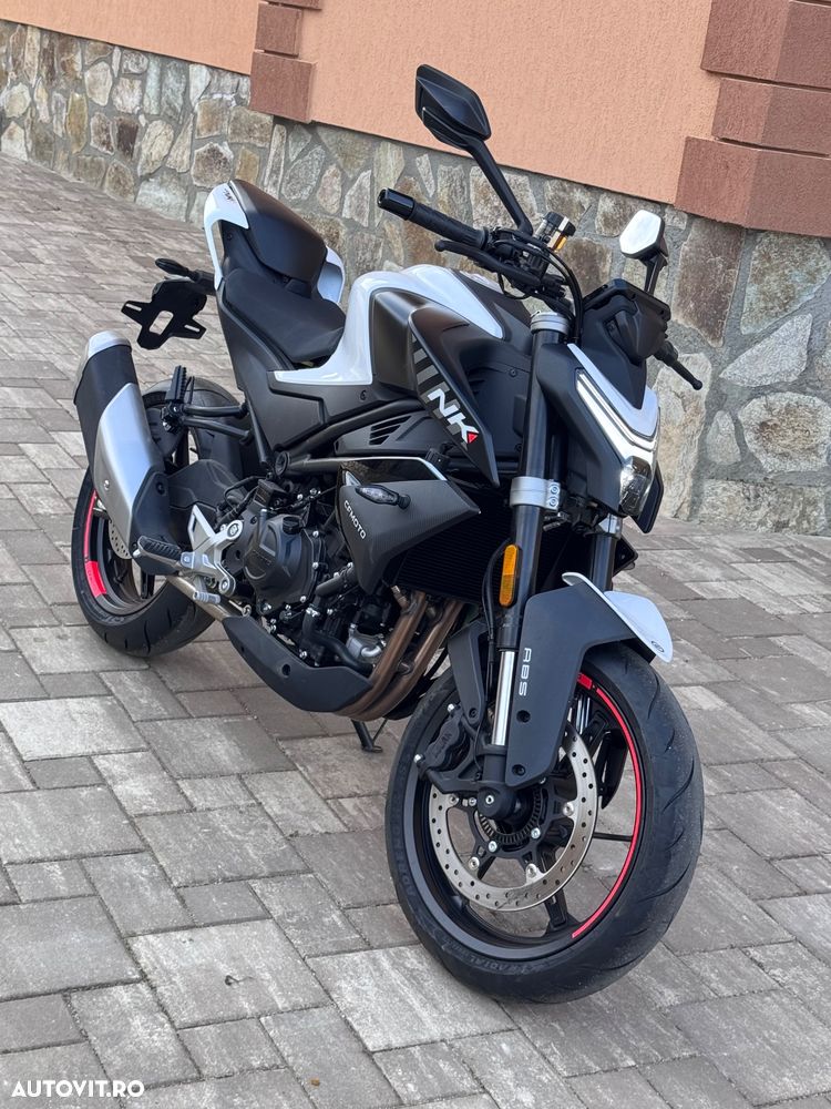 CF Moto 400NK ABS - 6