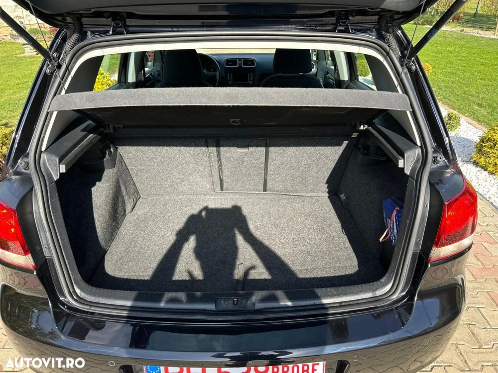Volkswagen Golf 1.6 Team - 30