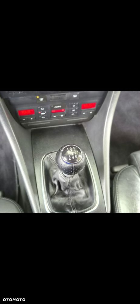 Audi A6 Avant - 22