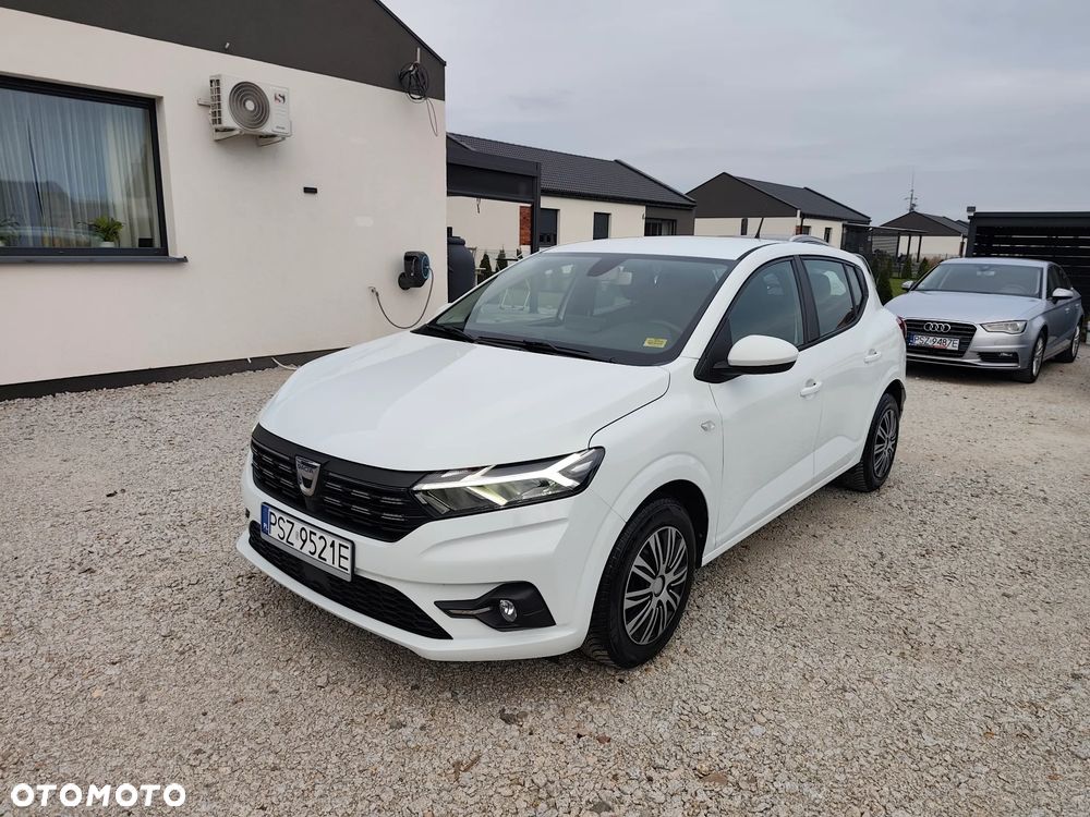 Dacia Sandero TCe 90 Essential - 4