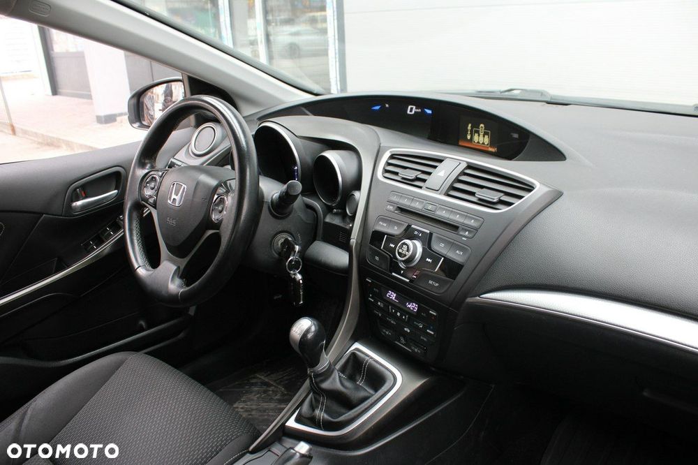 Honda Civic 1.8 Elegance - 23