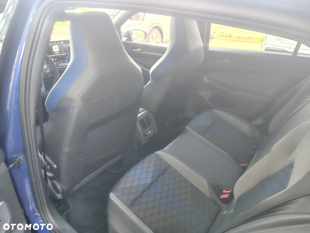 Volkswagen Golf 2.0 TSI 4Motion R DSG - 9