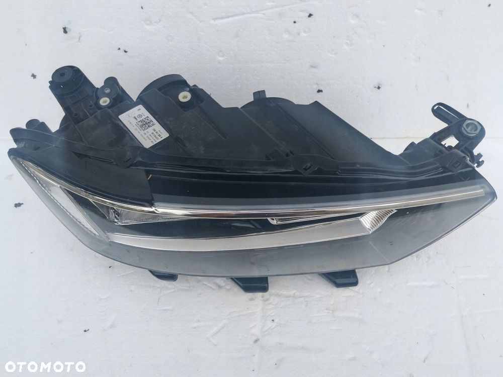 LAMPA PRAWA PRZÓD VW T-ROC ZWYKŁA EUROPA - 2
