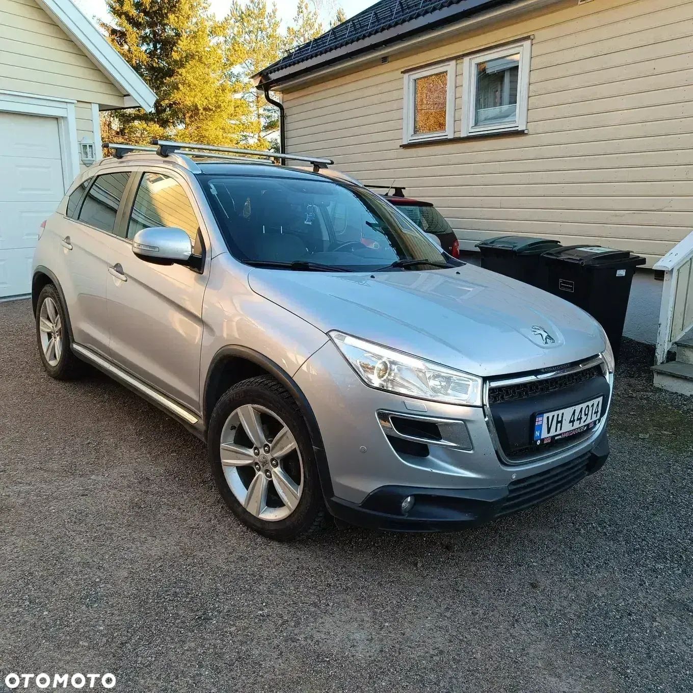 Peugeot 4008 - 1