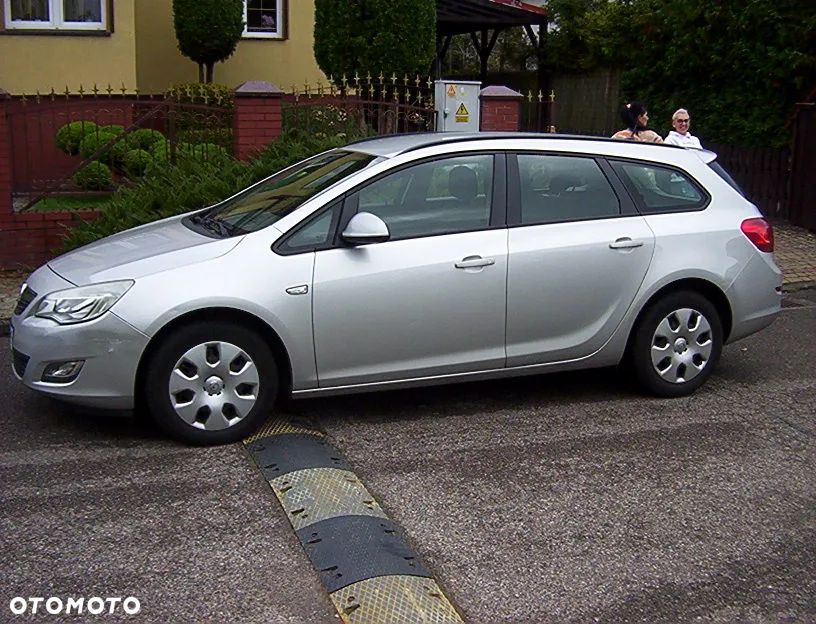 Toyota Auris Hybrid 135 Premium - 8