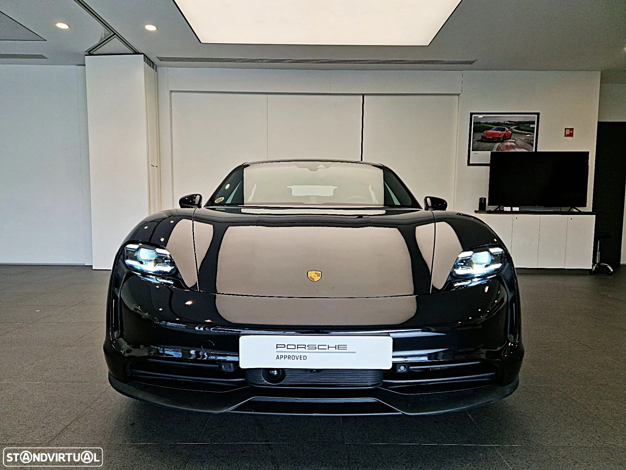 Porsche Taycan 4S - 12