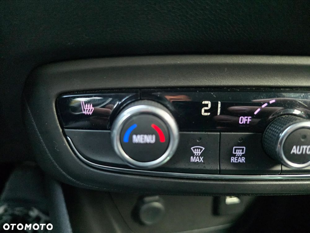 Opel Crossland X - 19