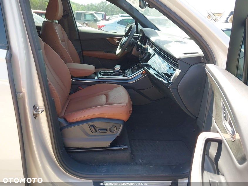 Audi Q7 - 10