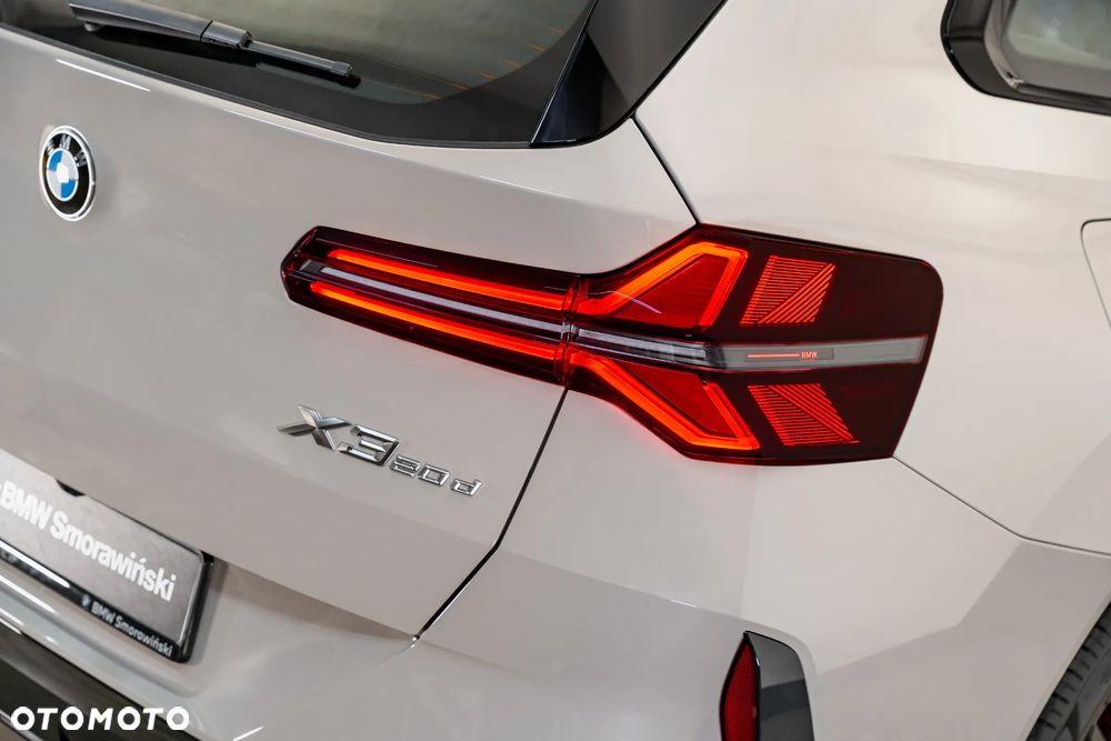 BMW X3 xDrive20d mHEV - 12