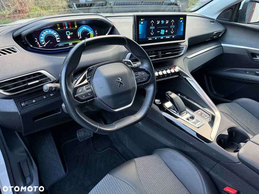 Peugeot 3008 225 e-EAT8 Allure - 8