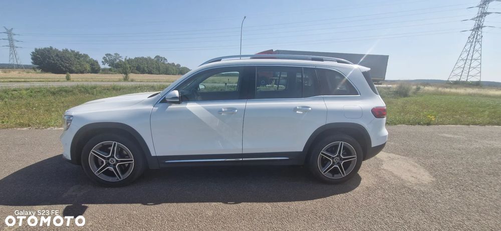 Mercedes-Benz GLB - 1