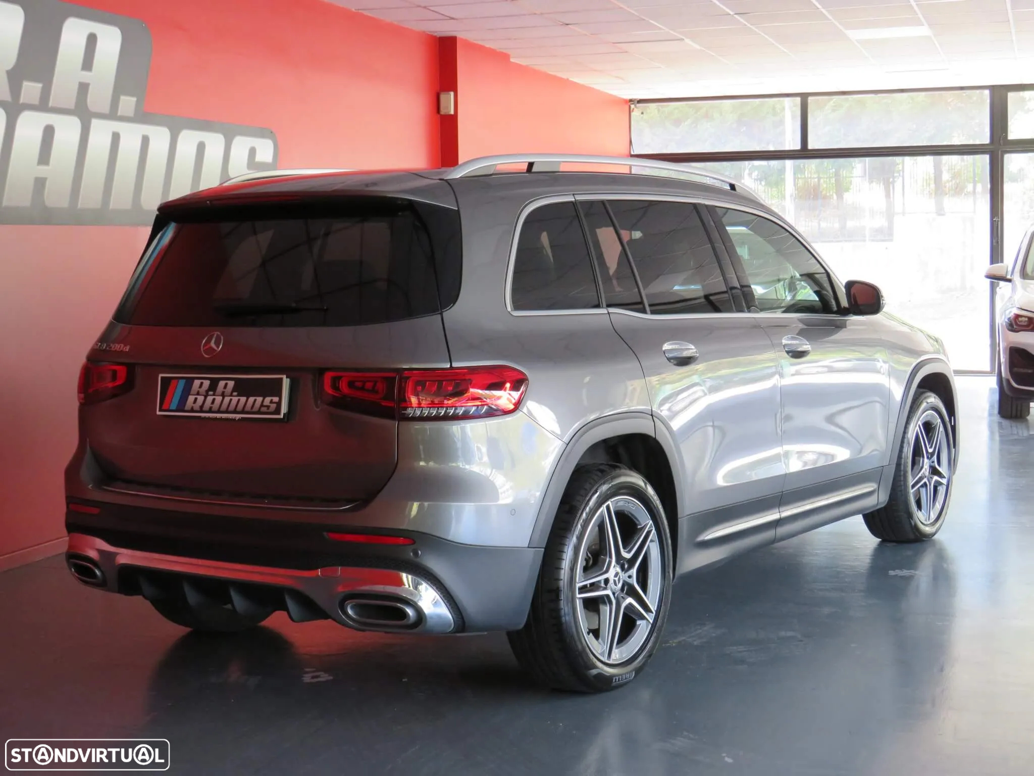 Mercedes-Benz GLB 200 d AMG Line - 6