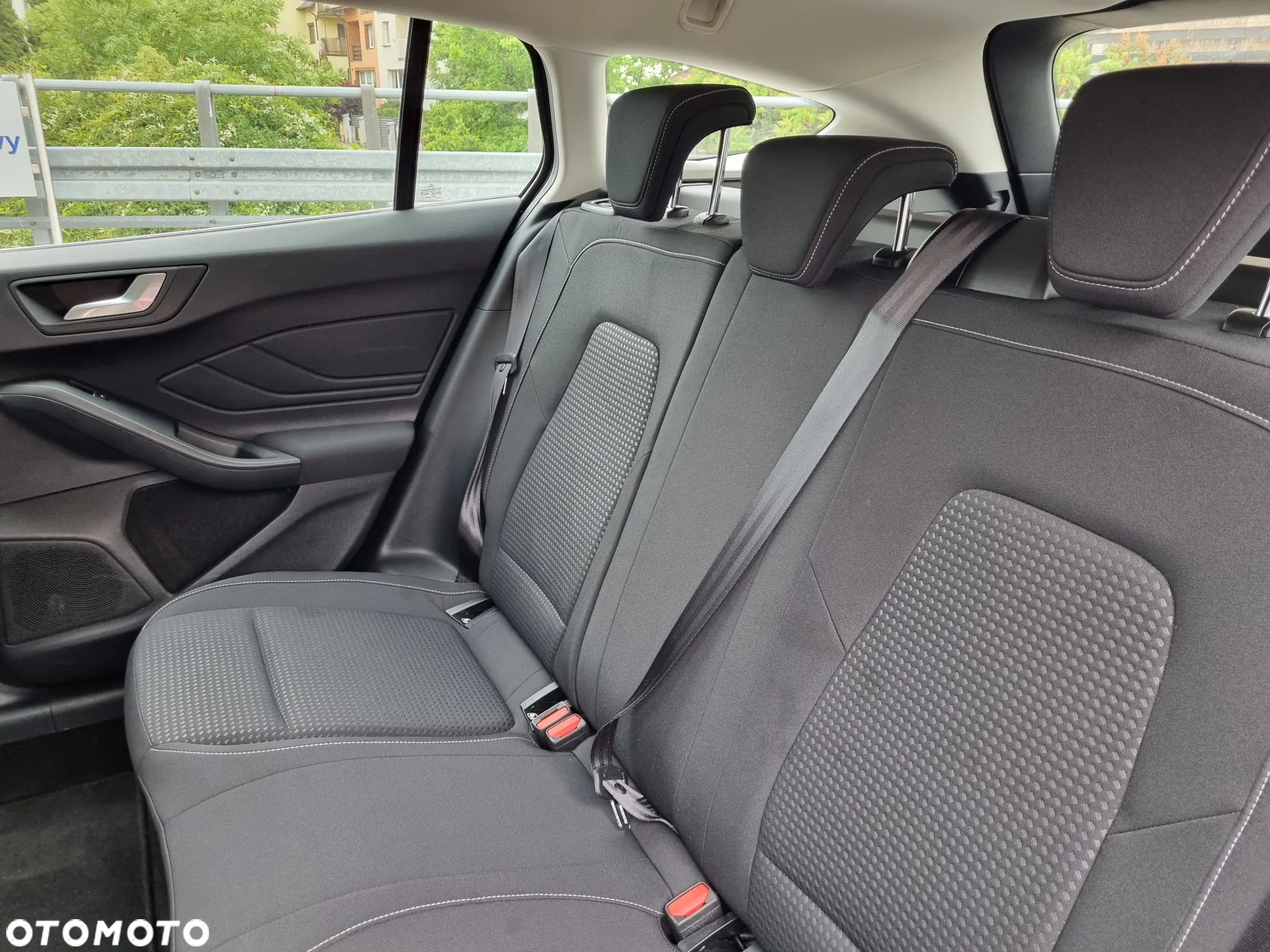 Ford Focus - 12