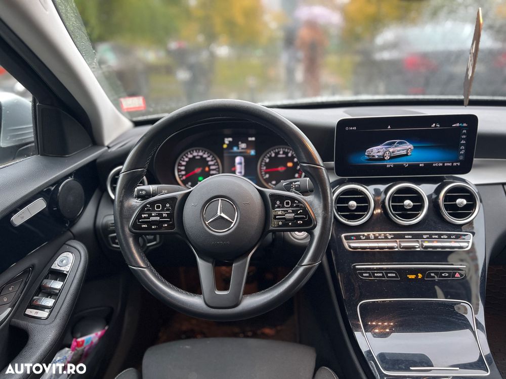 Mercedes-Benz C 180 Aut. - 11