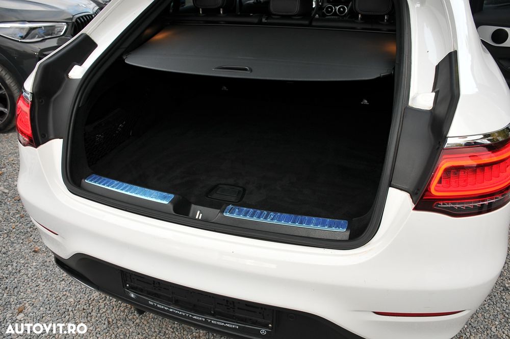 Mercedes-Benz GLC Coupe 300 d 4Matic 9G-TRONIC AMG Line - 31