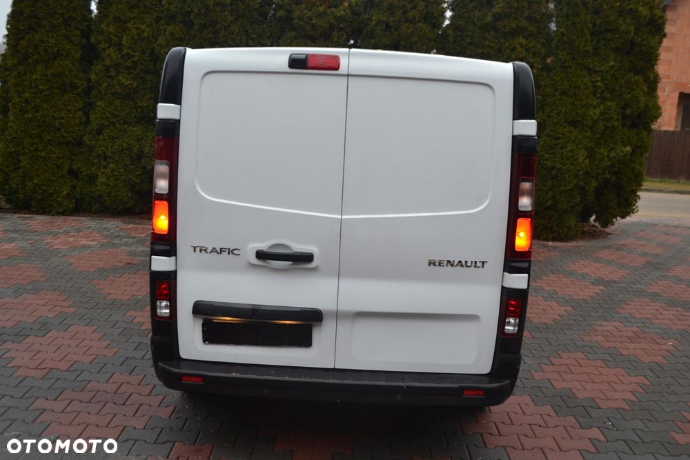 Renault Trafic - 10