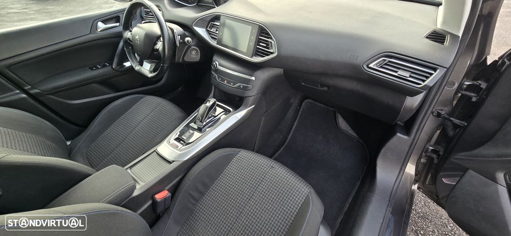 Peugeot 308 SW 1.5 BlueHDi Style EAT8 - 14