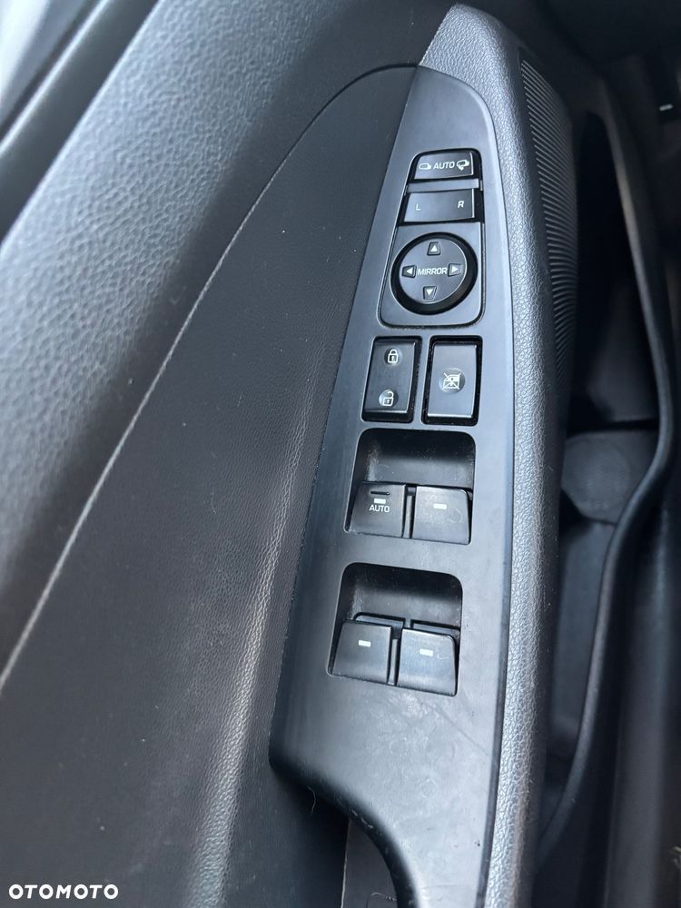 Hyundai Tucson - 16
