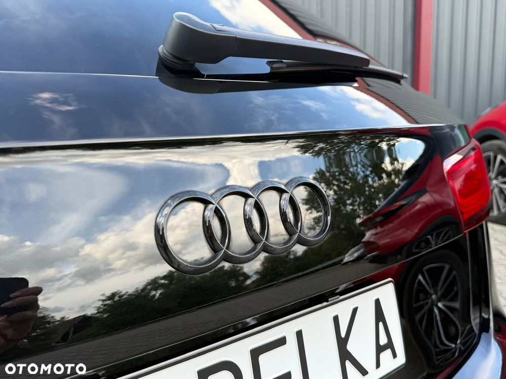 Audi RS6 Avant Standard - 33