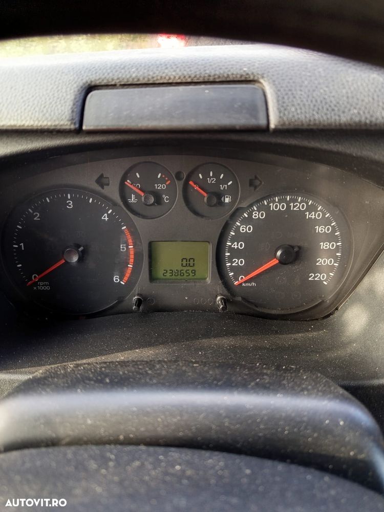 Ford Transit FT 300 M TDCi - 11