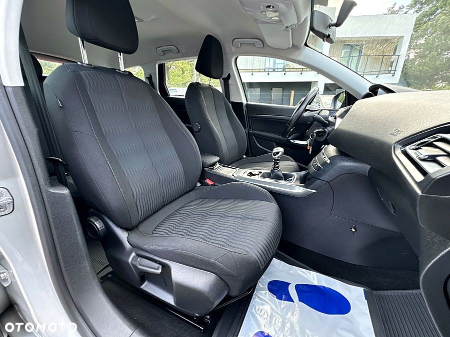 Peugeot 308 130 e-THP Stop & Start Active - 32