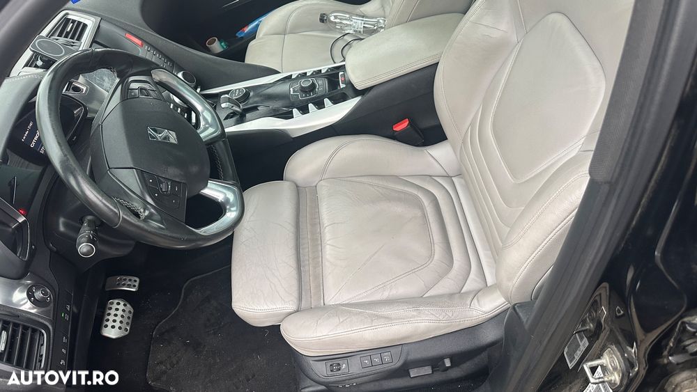 Citroën DS5 2.0 HYbrid4 Airdream Sport Chic - 8