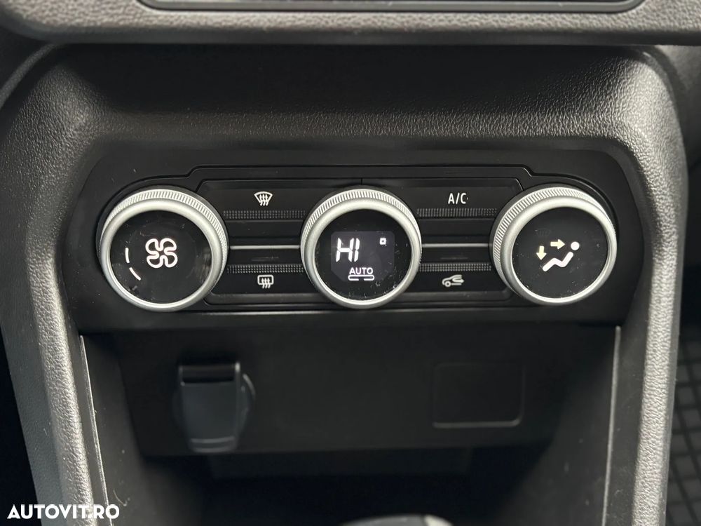 Dacia Sandero TCe 90 CVT Expression - 15