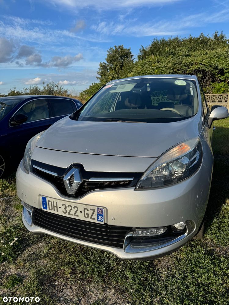 Renault Scenic 1.6 dCi Energy Bose - 16