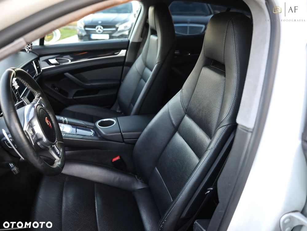 Porsche Panamera Diesel - 22