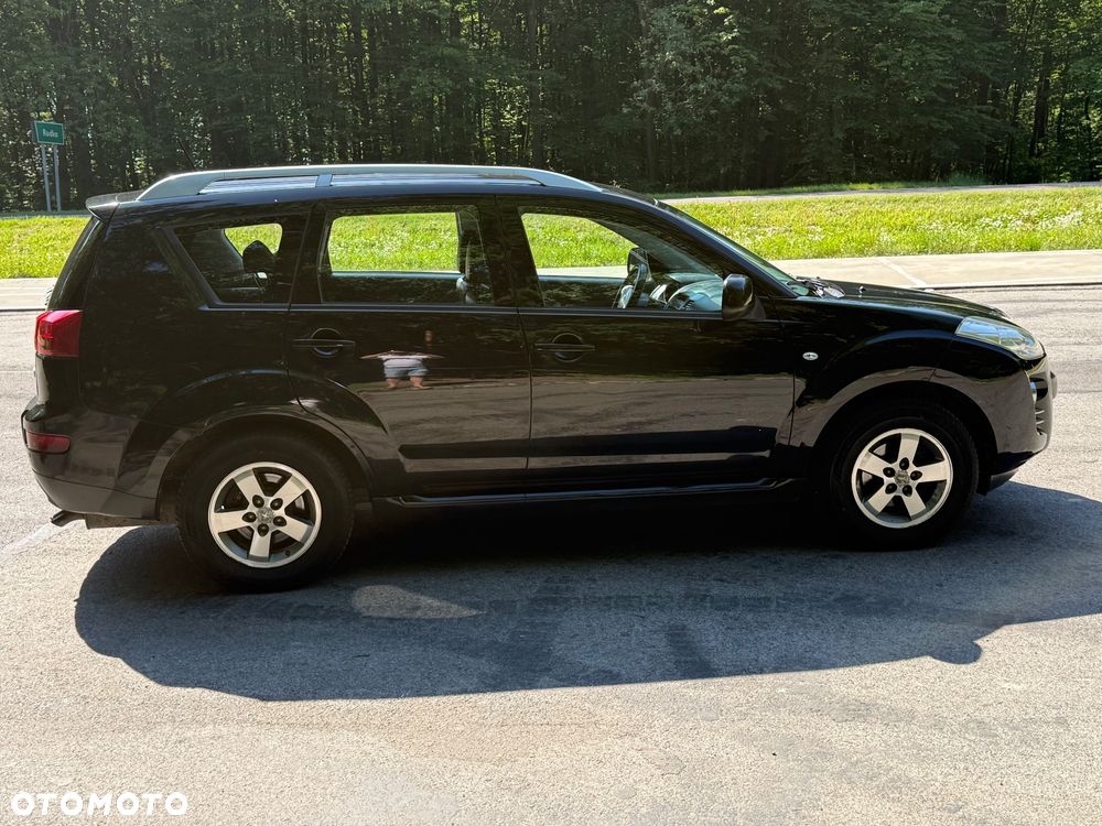 Peugeot 4007 - 3