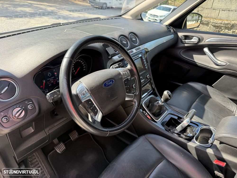 Ford S-Max 1.6 TDCi DPF S&S Titanium - 13