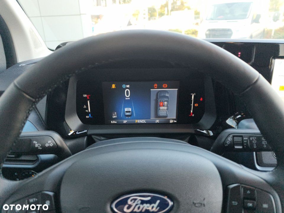 Ford Tourneo Courier - 14